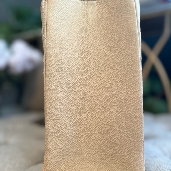 Price is FIRM*Chanel beige caviar GST - Picture 8 of 16